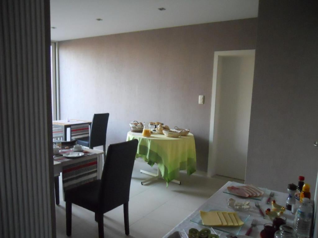 Huis De Wilde Wingerd Hotel Ieper Ngoại thất bức ảnh